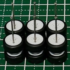 カスタムホイール　タイヤ　パーツ　1/64 1 64 1:64 トミカ ホットウィール MINI GT マジョレット　等に最適　深リム　メッシュ　ホワイト　3台