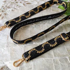 No.142 (ブラック)『インド刺繍ショルダーストラップ』　スマホショルダー　バッグショルダー　インド刺繍アクセサリー