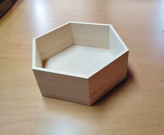 【新品】六角木箱　６０サイズ送料　クラフト・トールペイント素材・インテリア・ＤＩＹに彡☆