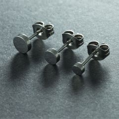 【チタンピアス 幅5mm 1ペア ダンベル】[Adelina Style] チタン ピアス つけっぱなし ダンベル メンズ レディース シンプルデザイン スタッド 高耐久性 低刺激性 シルバーカラー 男女 両耳 プレゼント