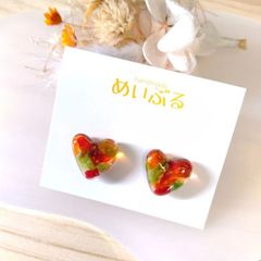 琉球ガラス　ハートピアス　ハンドメイド　レジン　レッド　グリーン