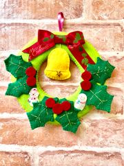 ハンドメイド フェルト タペストリー リース 飾り 中古 虫取り 夏 クリスマス　フェルトリース　ハンドメイド　タペストリー