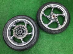 栃木より引取カブ110 キャストホイール 前後タイヤ付き未使用 - メルカリ