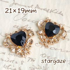 【 3個 】 21×19mm ハート唐草文様 センターパーツ ストーン ビジュー ブラック×ゴールドフレーム