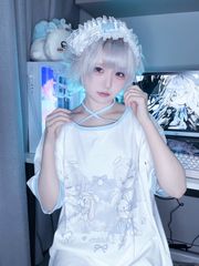 【病みかわ天使】Tシャツ　半袖　夏　トップス　ゆめかわメイド風Tシャツ | 地雷系ファッション | 天使×悪魔デザイン | 水色界隈推しアイテム　サブカル　天使界隈　水色界隈　サブカル　ファッション　病み可愛い　ぴえん系　女子　原宿　渋谷　量産型　地雷系