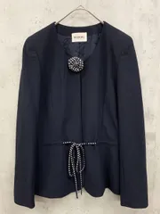 美品⭐︎INGEBORG インゲボルグ黒のノーカラージャケット INGEBORG 未使用 インゲボルグ 秋 冬 春 リボン 付 ノーカラー