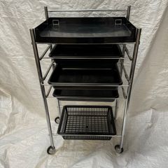 【中古】キャスター付きワゴン　ブラック　理美容室にどうぞ☆