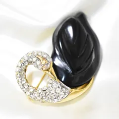 ヴィンテージ　スワンモチーフ　クリアラインストーン×ブラックプラスティック　ゴールドメタル　ブローチ