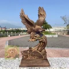 天然木 木彫 一刀彫 彫刻工芸品 鷹 置物 SS-253 一木造り彫刻 鷹