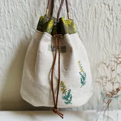 スマホショルダーバッグ　ミモザ　手刺繍　ハンドメイド　巾着型　丸型バッグ　ポーチ　②