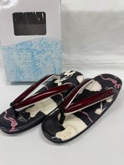 «花ラブリ»　LZ814BK     新品　レディース　女性用　草履　ぞうり　バレエ柄　リボン　チュチュ　トウシューズ　日本製　　黒　ブラック系　ビニール系生地　和装　和風　和柄　小紋や紬むけ　カジュアル