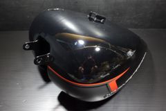 フューエル タンク 燃料 ガソリン ハーレー 純正 FXBR ソフテイル ブレイクアウト M8 #R20250714