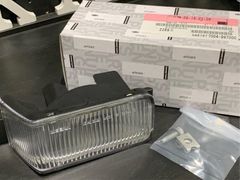 ★新品 日産 R34 ER34 スカイライン 純正 バックアップランプ ASSY 右 NISSAN Backup Lamp Assembly RH