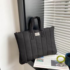 ☆ Black ☆ Quilted Laptop Case for Commuting and School. Cute 15-inch Laptop Case, PC Case, Notebook PC Case, Tote Bag, Stylish Laptop Bag, Notebook PC Bag, Commuting and School Bag.
