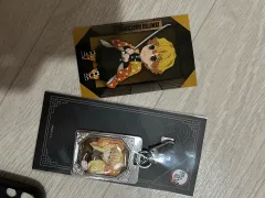 Cgv 鬼滅の刃 メタルカード キーホルダー 善逸