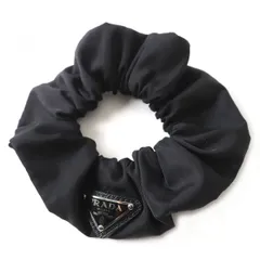 極美品◎正規品 PRADA プラダ シュシュ 1IF015 レディース ReNylon リナイロン トライアングルロゴ シュシュ／ヘアアクセ NERO 箱・タグ付のサムネイル