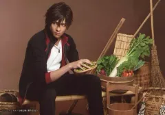 【中古】生写真(男性) 財木琢磨(大倶利伽羅)/横型・膝上・キャラクターショット/内番衣裳/ミュージカル『刀剣乱舞』～真剣乱舞祭 2017～