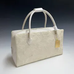 利休バッグ新品未使用 利休バッグ。美しい和装のお供に、ソフト牛革・友禅プリント和装