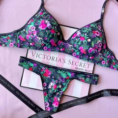 【３２Ｃ/ＸＳ】ワイヤレスブラ＆ソング Victoria's Secret 01