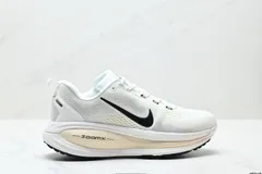 ナイキ Nike VOMERO 18 快適で衝撃吸収・滑り止め性能を備えたローカットランニングシューズ