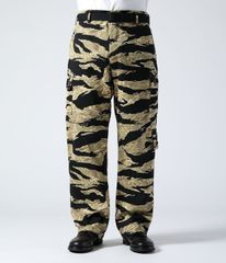 BUZZ RICKSON BR42585 カモフラージュカーゴパンツ【36】 - メルカリ