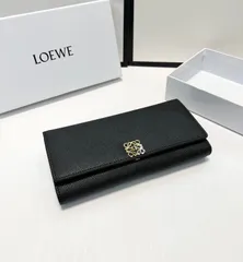 2024年最新】LOEWE ロエベ 財布の人気アイテム - メルカリ