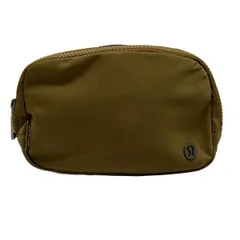 【✨新品✨】lululemon ルルレモン◎ボアウエストバック ボディーバック lululemon ルルレモン ボディバッグ ショルダー バッグ