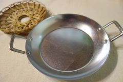 【アルミフライパン竹鍋敷きセット】ベトナム雑貨/ベトナム料理/アルミパン/アウトドア/小さいフライパン/タイ料理/アジア屋台/朝食に◎