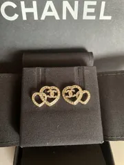 CHANEL ピアス　二連　ハート　CCロゴ　可愛い❤︎