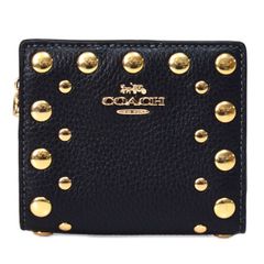 コーチ 財布 COACH ぺブルレザー スタッズ ロゴ チャーム コンパクト スナップ ウォレット 二つ折り 財布 ブラック CAP09