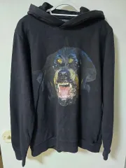 2025年最新】givenchy ロットワイラーの人気アイテム - メルカリ