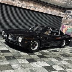 ディーラー特注 1/18 PMA メルセデス・ベンツ SL500 (R230) ディーラー特注 1/18 PMA メルセデス・ベンツ SL500 (R230) 2001