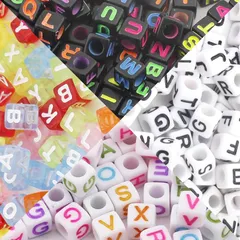 【数量限定】6mm スペーサービーズ アクセサリー 約800個 ハンドメイド ジュエリー ブレスレト DIY キューブ型 カラフル パーツ アルファベット アルファベットビーズ ビーズ GOODCHI