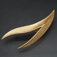 2025年最新】ブローチ トリファリの人気アイテム - メルカリ