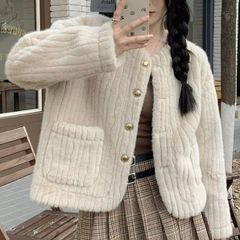 【新品】レディース ノーカラー コート ショート丈 ファー 秋冬 きれいめ 可愛い ホワイト S M L　フレンチガーリー♡ショート丈ノーカラーコート　E1498