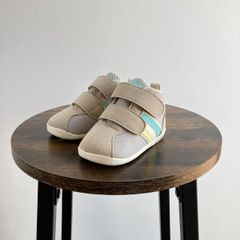 Item thumbnail for item fa053a0f-e253-47f1-a1fe-faf346fb12c4