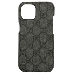 【新品】GUCCI グッチ 760210 アイフォンケース iPhone15 スマホケース GGスプリーム 小物 PVC グレー系