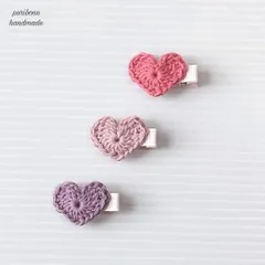 【手編み】可愛らしいハートのヘアクリップ・ヘアアクセサリー・ベビーヘアクリップ・赤ちゃん・新生児・髪飾り・髪留め・バレンタイン・犬・犬用・ワンチャンにもおすすめ・1つ1つ梱包します