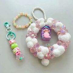 ☆ハンドメイド☆人形リース＆キーホルダー＆ブレスレット☆３点セット☆まとめ売り☆