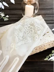 ウェディング グローブ 結婚式 手袋 ショート丈 おしゃれ オーガンジー 刺繍 レース 花嫁 ブライダル 手元アクセサリー 前撮り 二次会