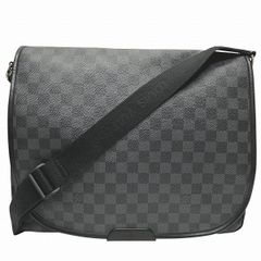 ルイヴィトン　Louis Vuitton　ダミエグラフィット　ダニエルMM　N58029　バッグ　ショルダーバッグ　メンズ