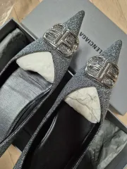 2025年最新】BALENCIAGA フラットシューズ・バレエシューズの人気