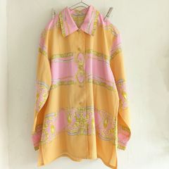 vintage＊パステルカラー//古着ブラウス//スカーフ柄//個性的//アート/