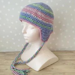 耳あて付きニット帽　手編み　フライトキャップ　ビーニー　バラクラバ　クロシェハット　クラッシャーハット　イヤーフラップ