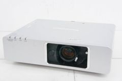 パナソニックPT-FX400XGA・4000ルーメン プロジェクター - メルカリ