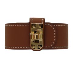 【中古】HERMES エルメス ケリーブレスレット ツイストPM サイズ:T2 腕回り:15cm ゴールド×GD金具 レザー 茶 ブラウン ゴールド レディース 保護シール付 未使用品 A2405472 【無料ギフトラッピング承ります】