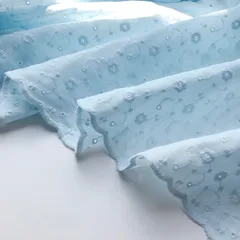 《刺繍ダブルガーゼレース》スカイブルー　110×45〈生地・布〉F15