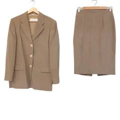 2025年最新】maxmara スーツの人気アイテム - メルカリ