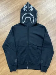 A BATHING APE正規品シャークパーカーM A BATHING APE シャークパーカー Mサイズ - メルカリ