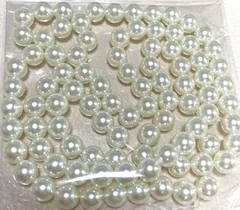 【パールビーズ　8mm約120個　10ｍｍ約90個　いずれか選択可能　貫通穴あり】アクセサリーパーツ★ハンドメイド素材